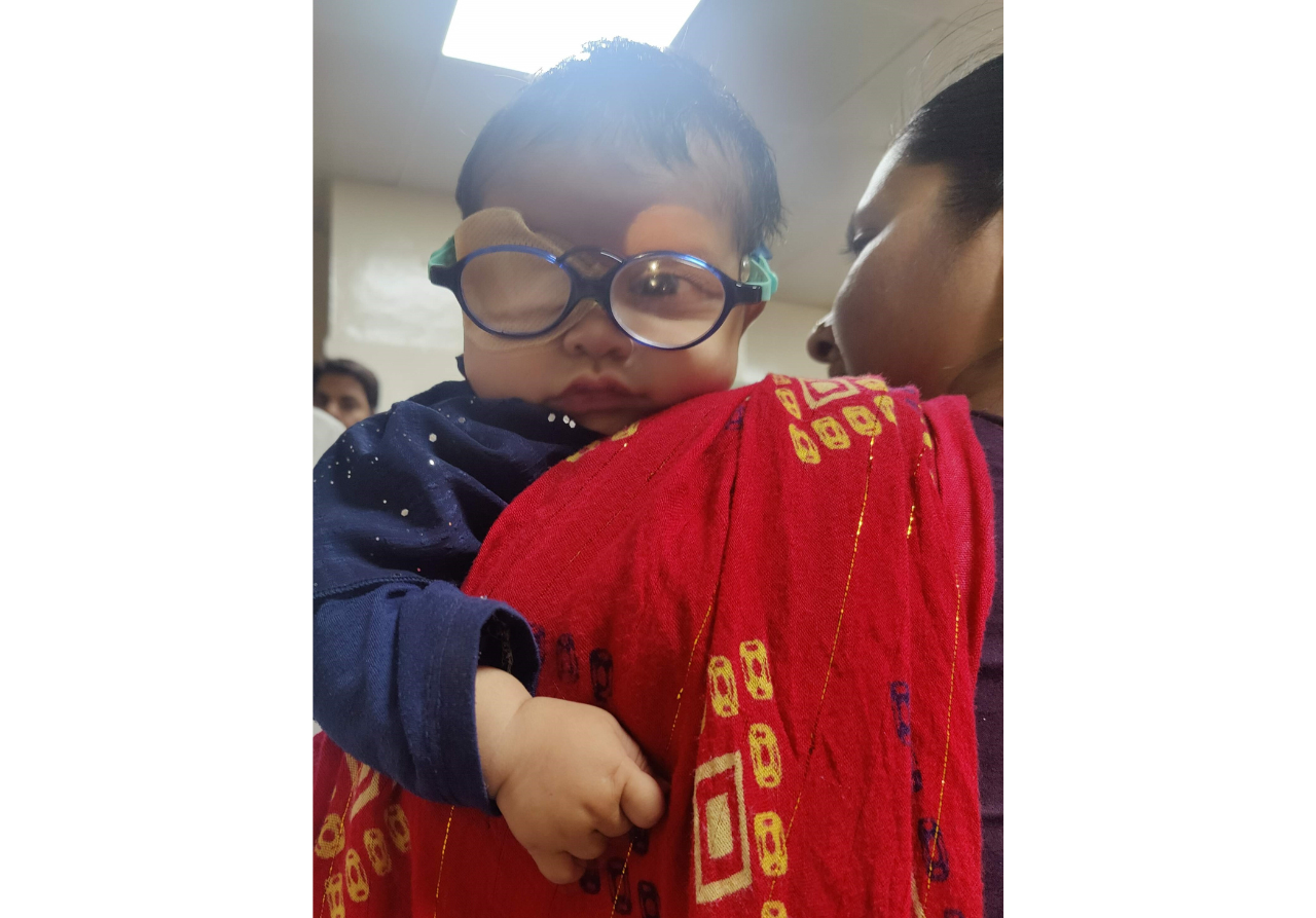 Comfortable position for the examination of the child